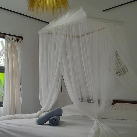 Bukit Kembar Ecotourism Hotel Gitgit Ngoại thất bức ảnh